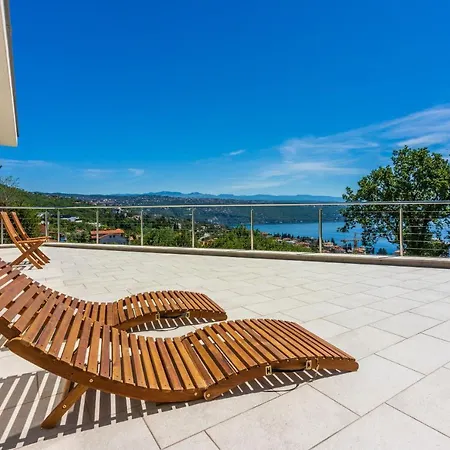 Holiday home House Casa Lux