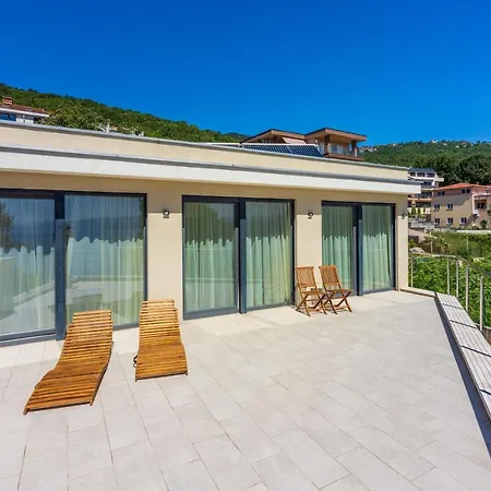 House Casa Lux Holiday home *