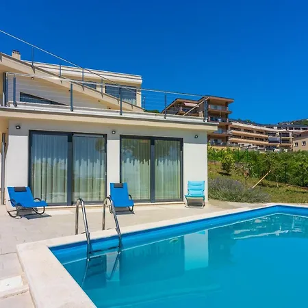 Holiday home House Casa Lux