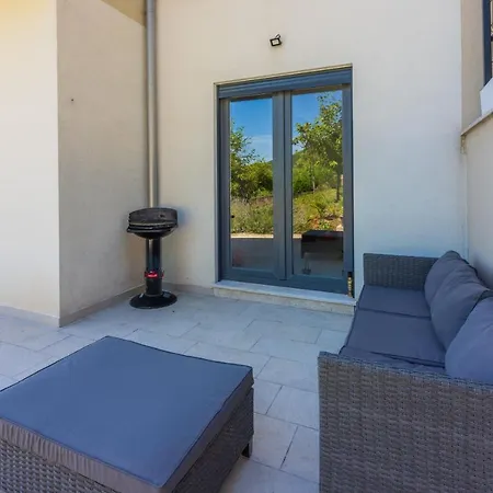 House Casa Lux Holiday home *
