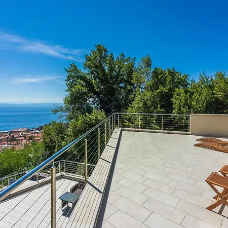 Holiday home House Casa Lux *