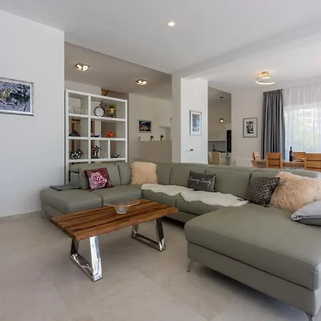 House Casa Lux Holiday home
